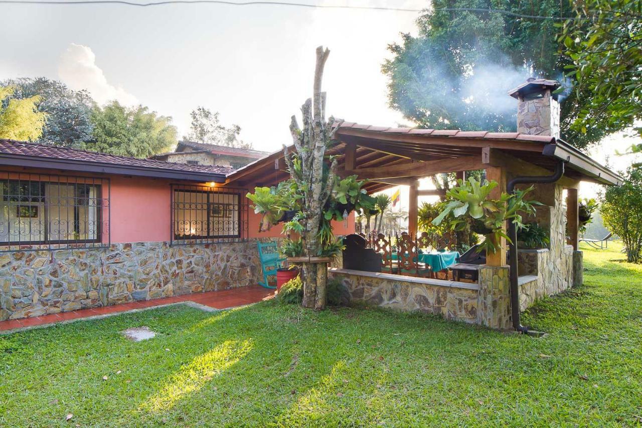 La Casa De Piedra Villa Guatapé Exterior foto